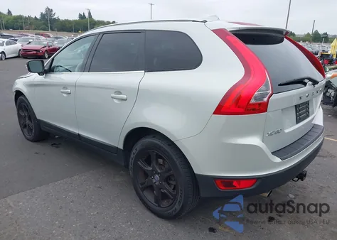 2011 Volvo Xc60 T6/T6 R-Design from USA, damaged, VIN YV4902DZ1B2157469